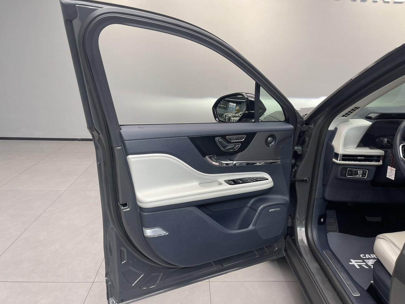 Lincoln Corsair 2023