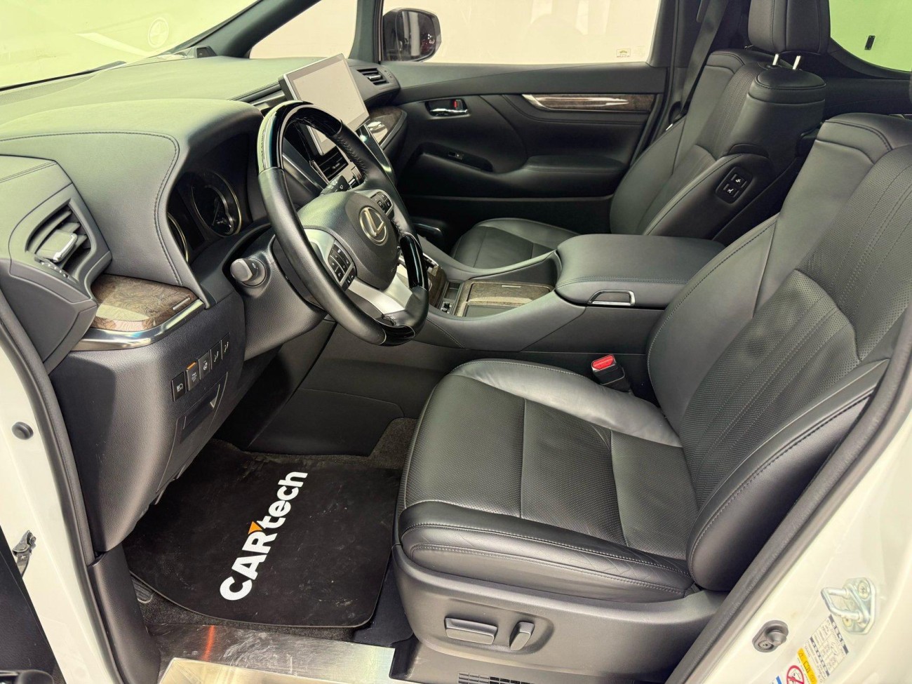 Toyota Alphard 2019
