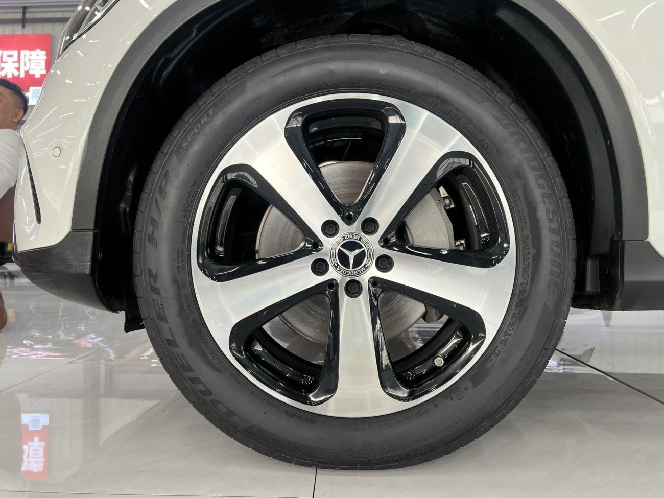 Mercedes-Benz GLC 260 L 2022