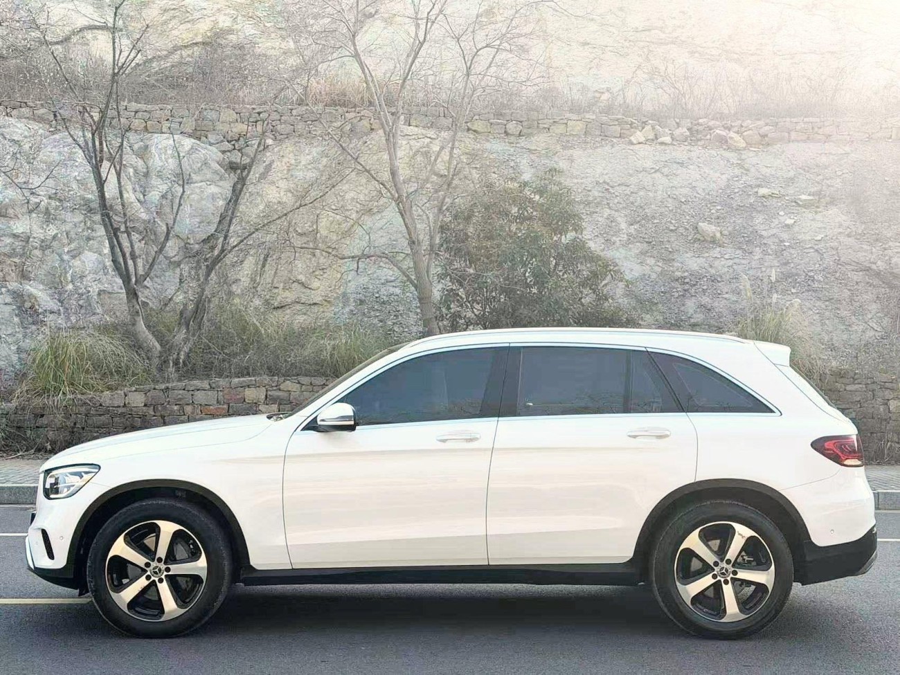 Mercedes-Benz GLC 260 L 2022
