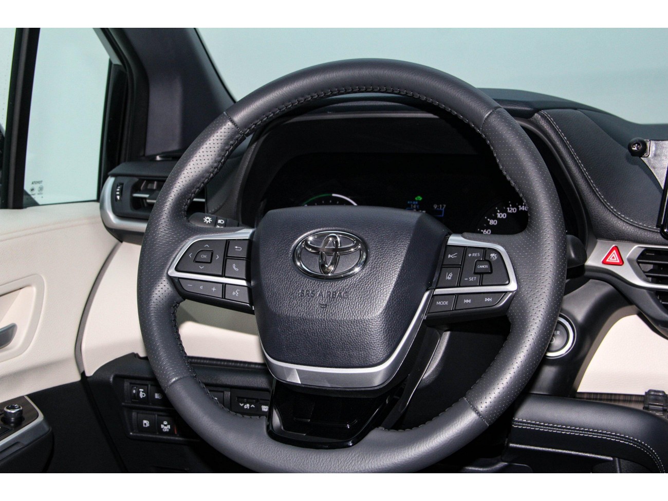 Toyota Sienna 2024