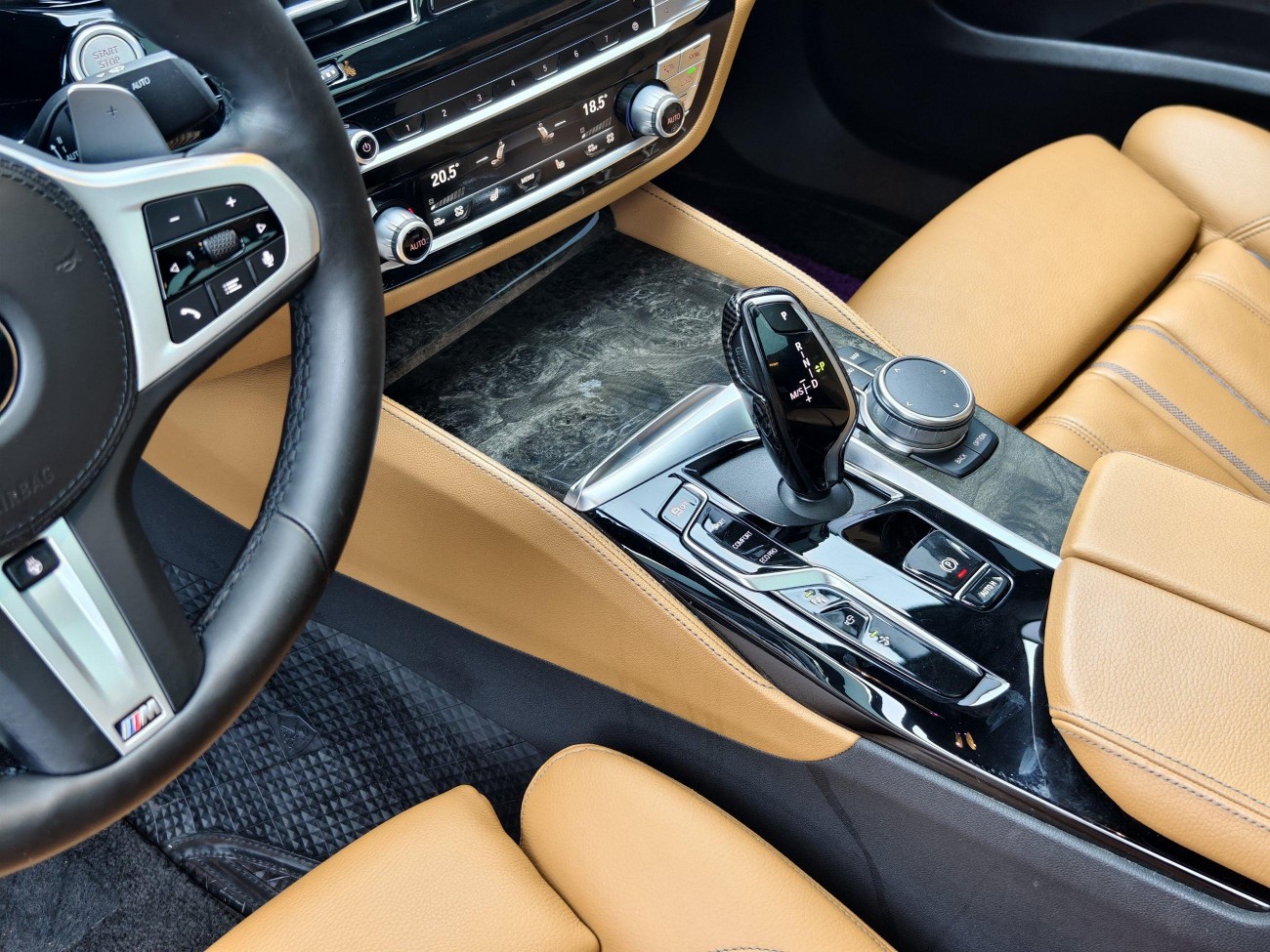 BMW 6GT 2021