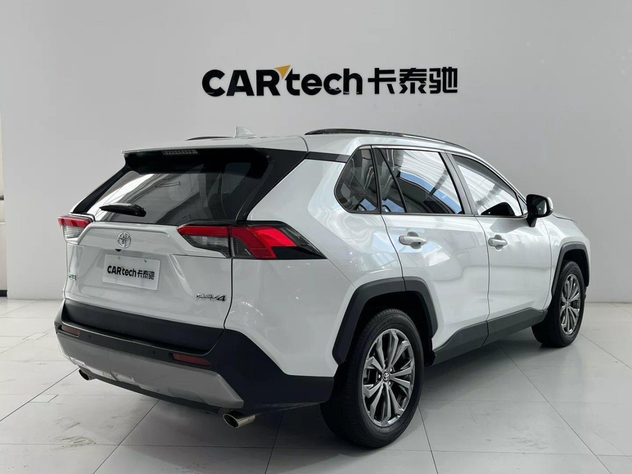 Toyota RAV4 2024