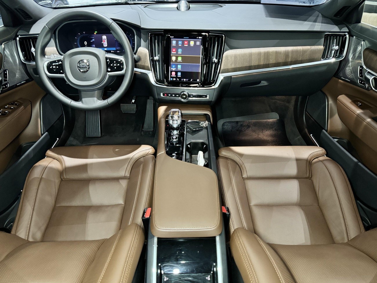 Volvo S90 2024