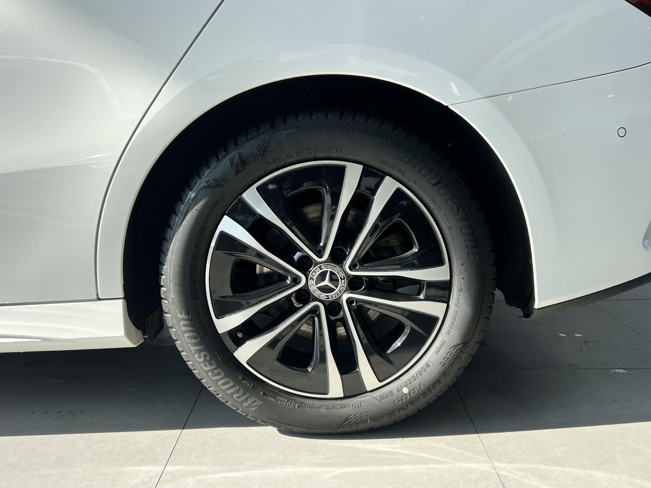 Mercedes-Benz A 200 L 2023