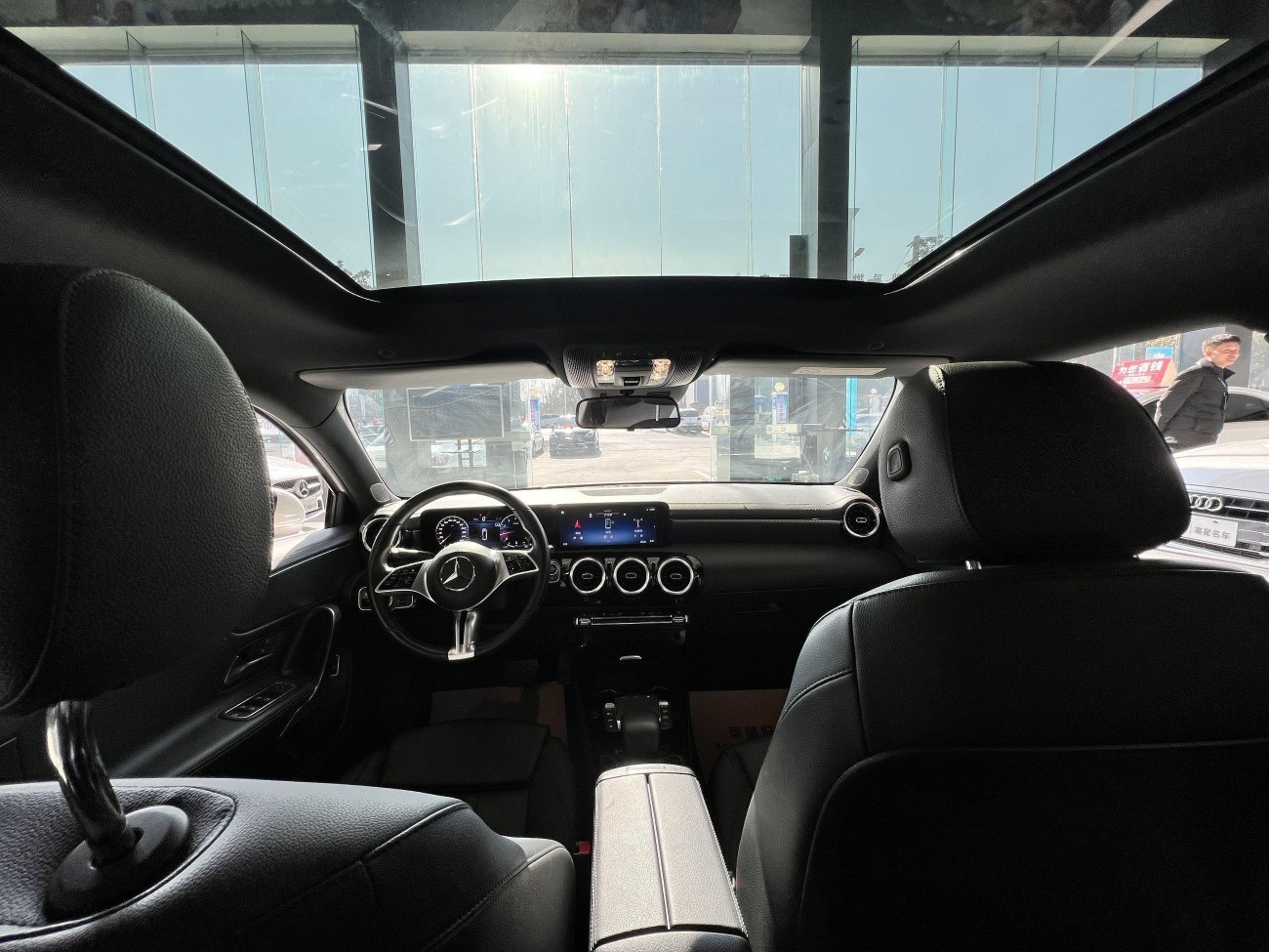 Mercedes-Benz A 200 L 2023
