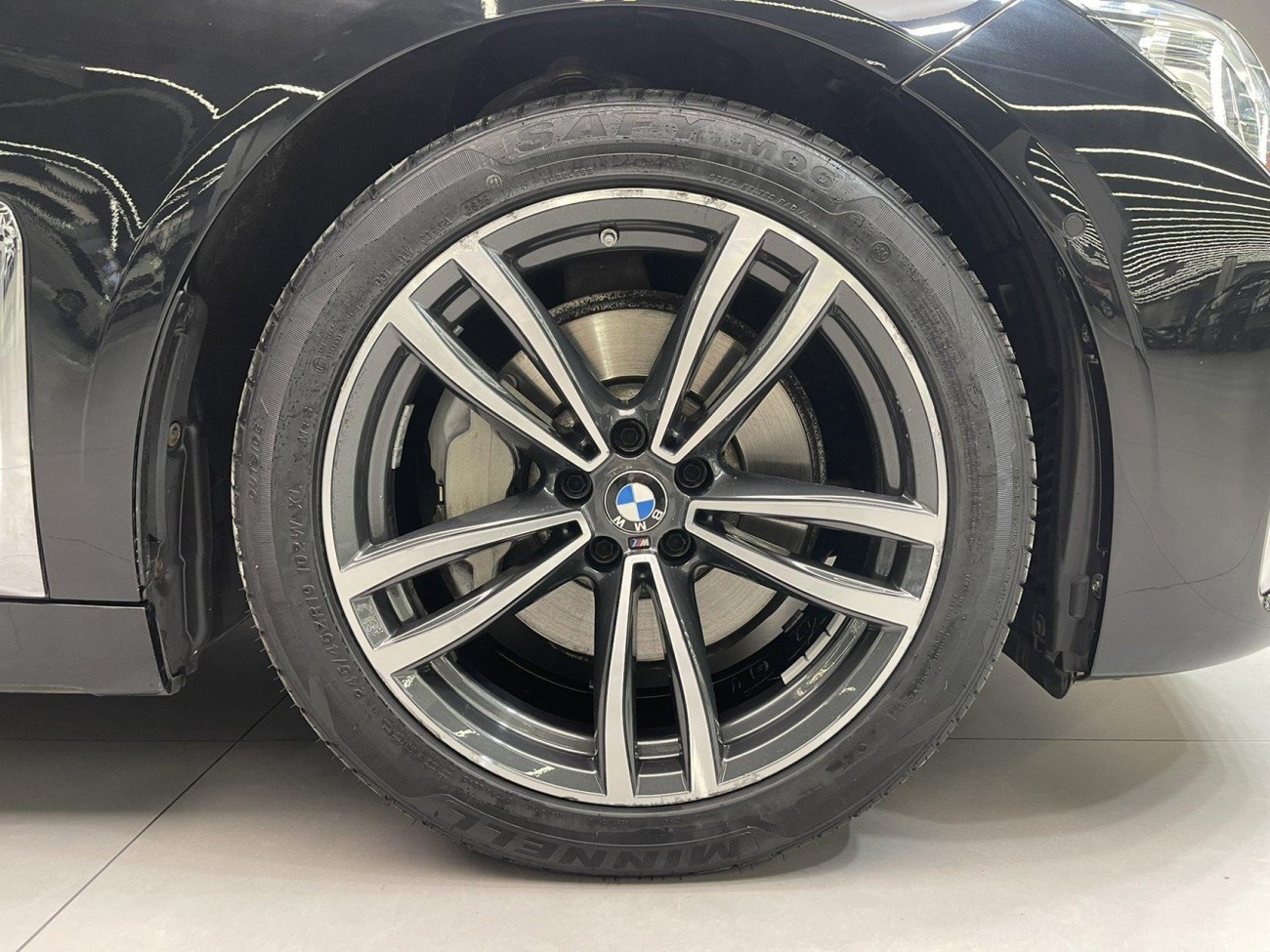 BMW 730Li 2020