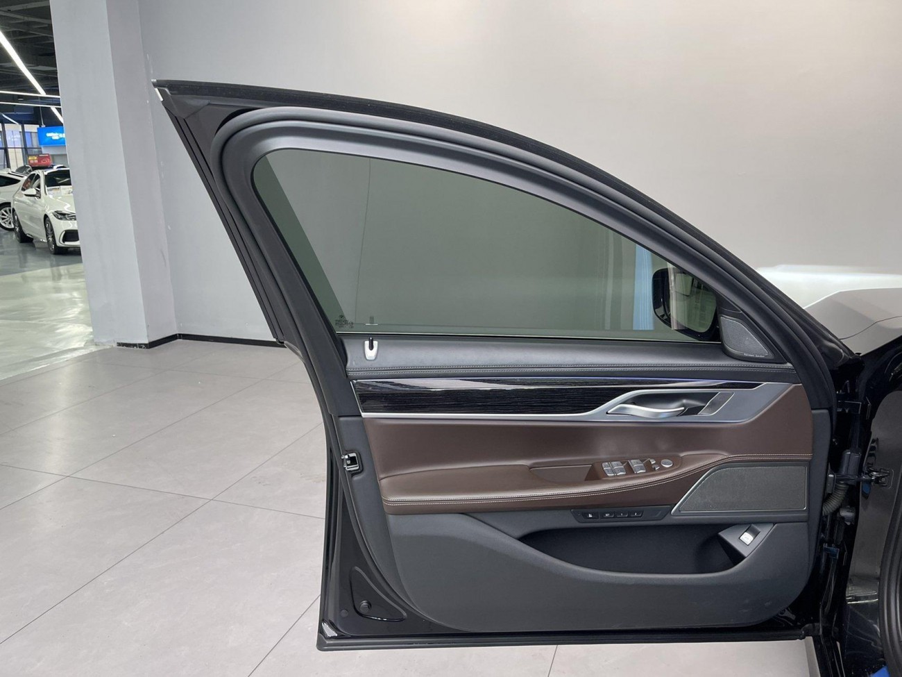 BMW 730Li 2020