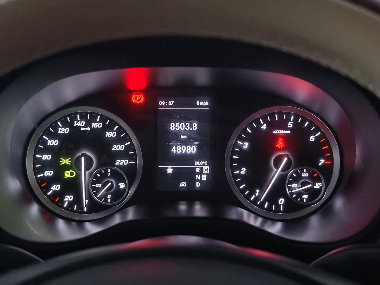 Mercedes-Benz 2021 2023