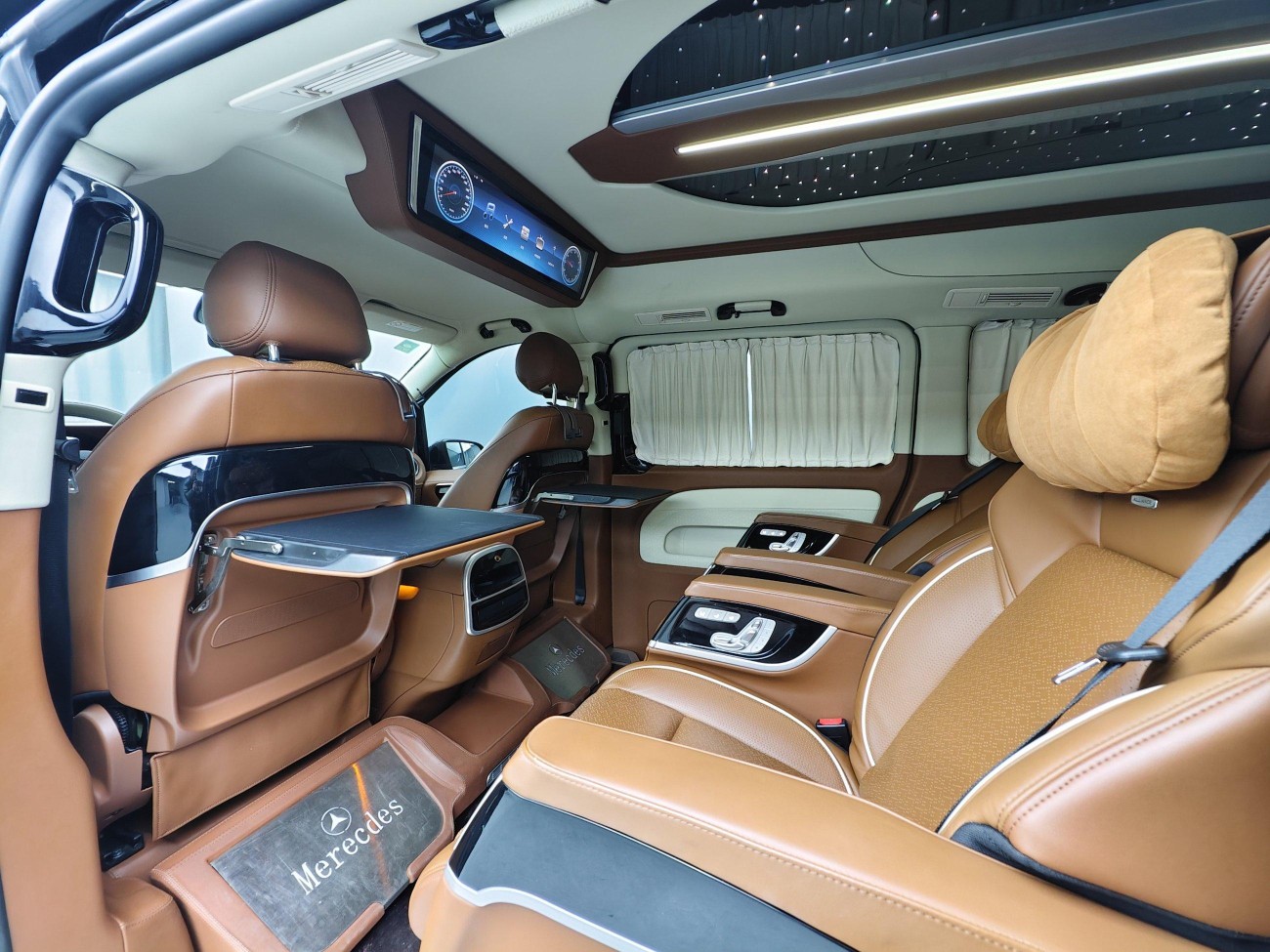 Mercedes-Benz 2021 2023