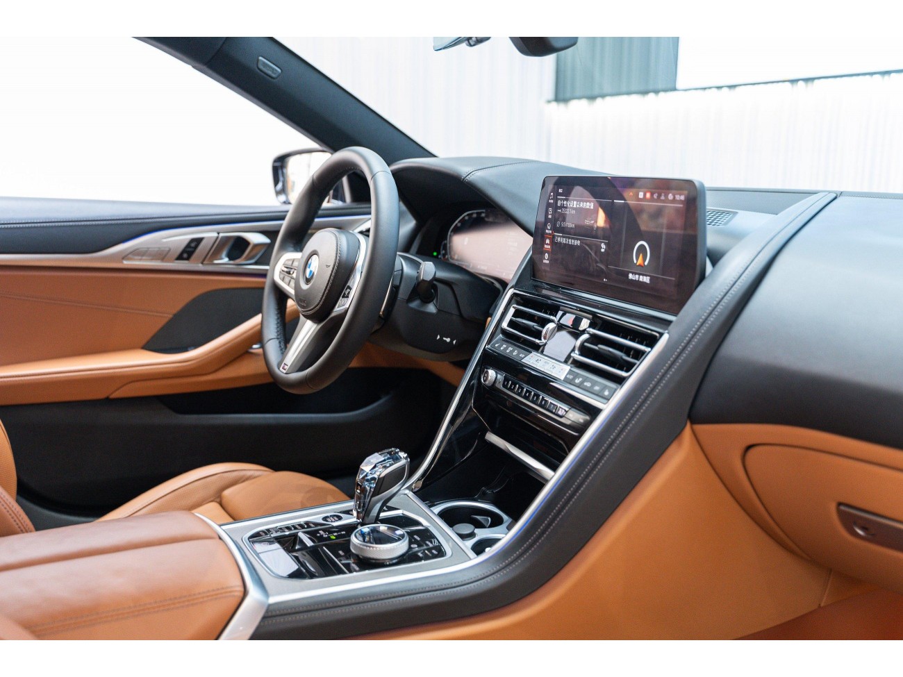 BMW 8 2024