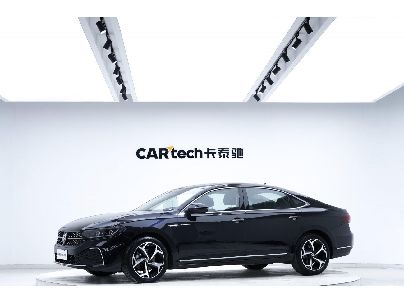 Volkswagen Passat 2023