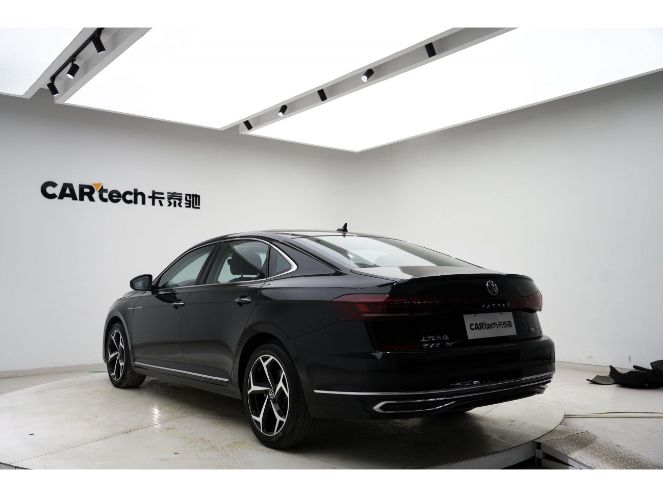 Volkswagen Passat 2023