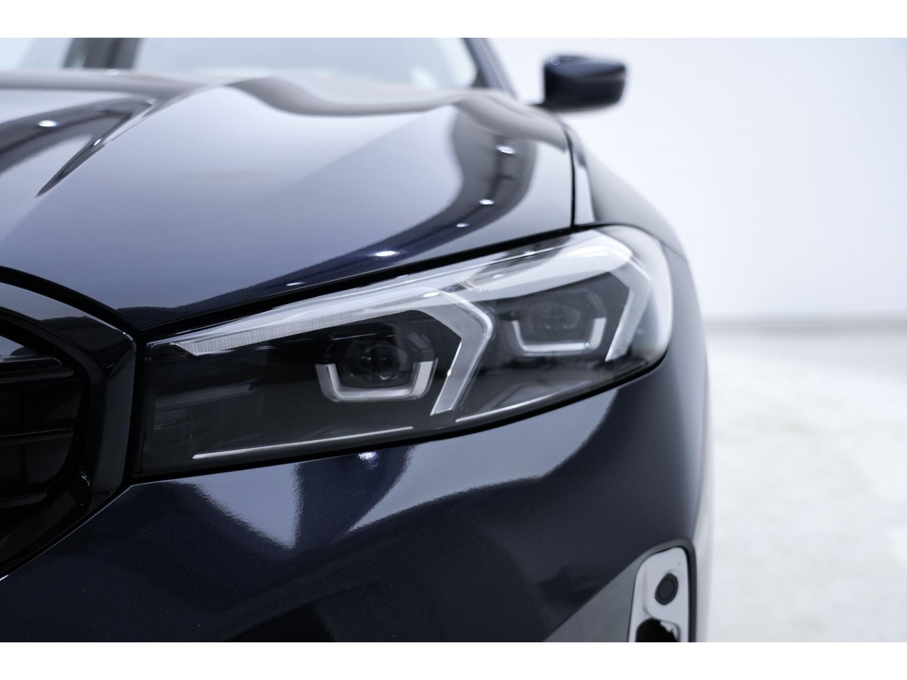 BMW 325Li 2024