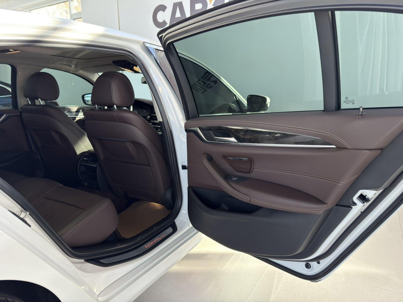 BMW 525Li 2021