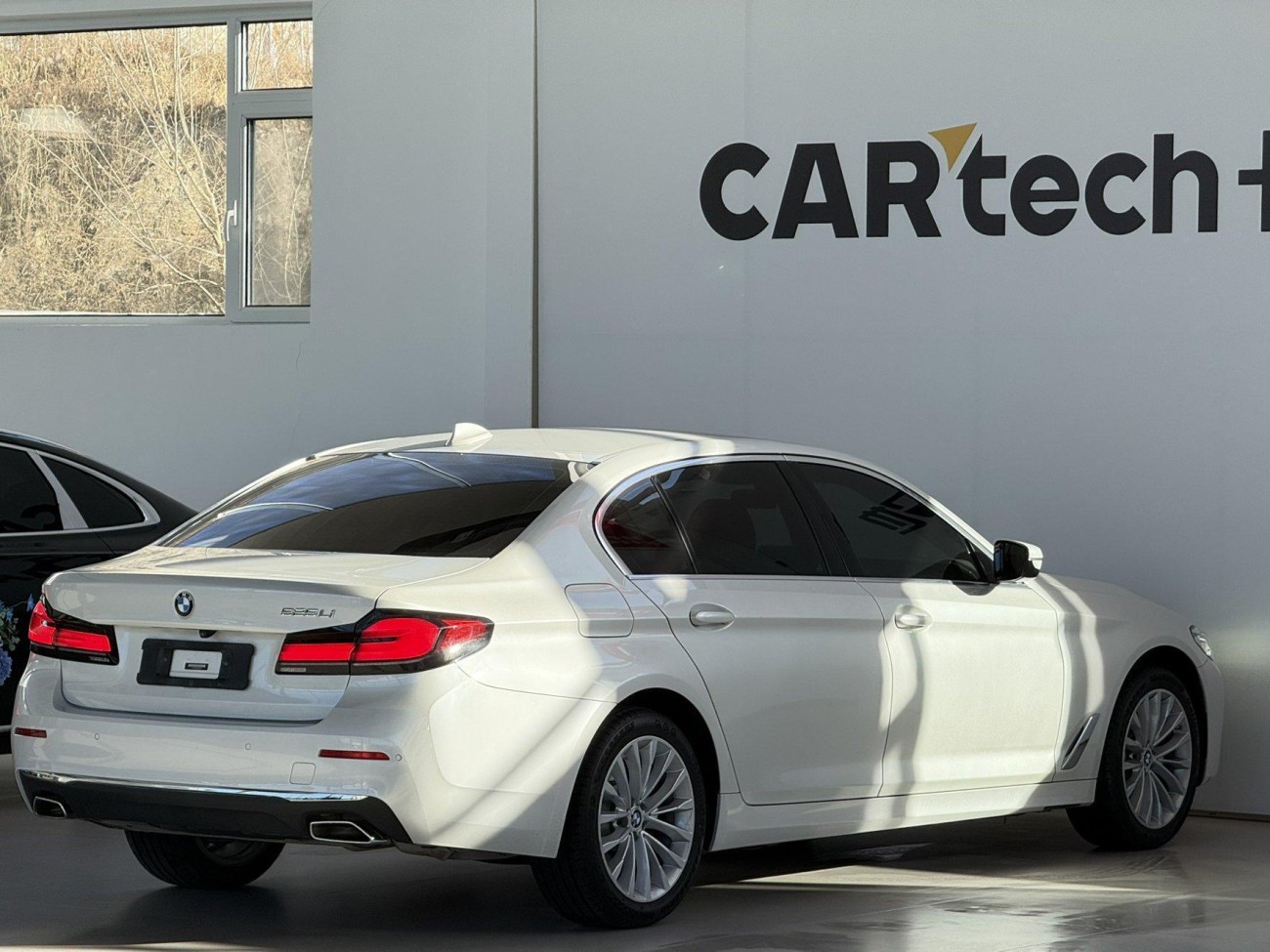 BMW 525Li 2021