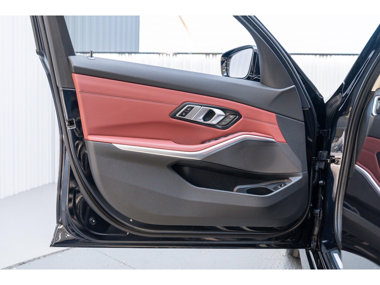 BMW 325Li 2024