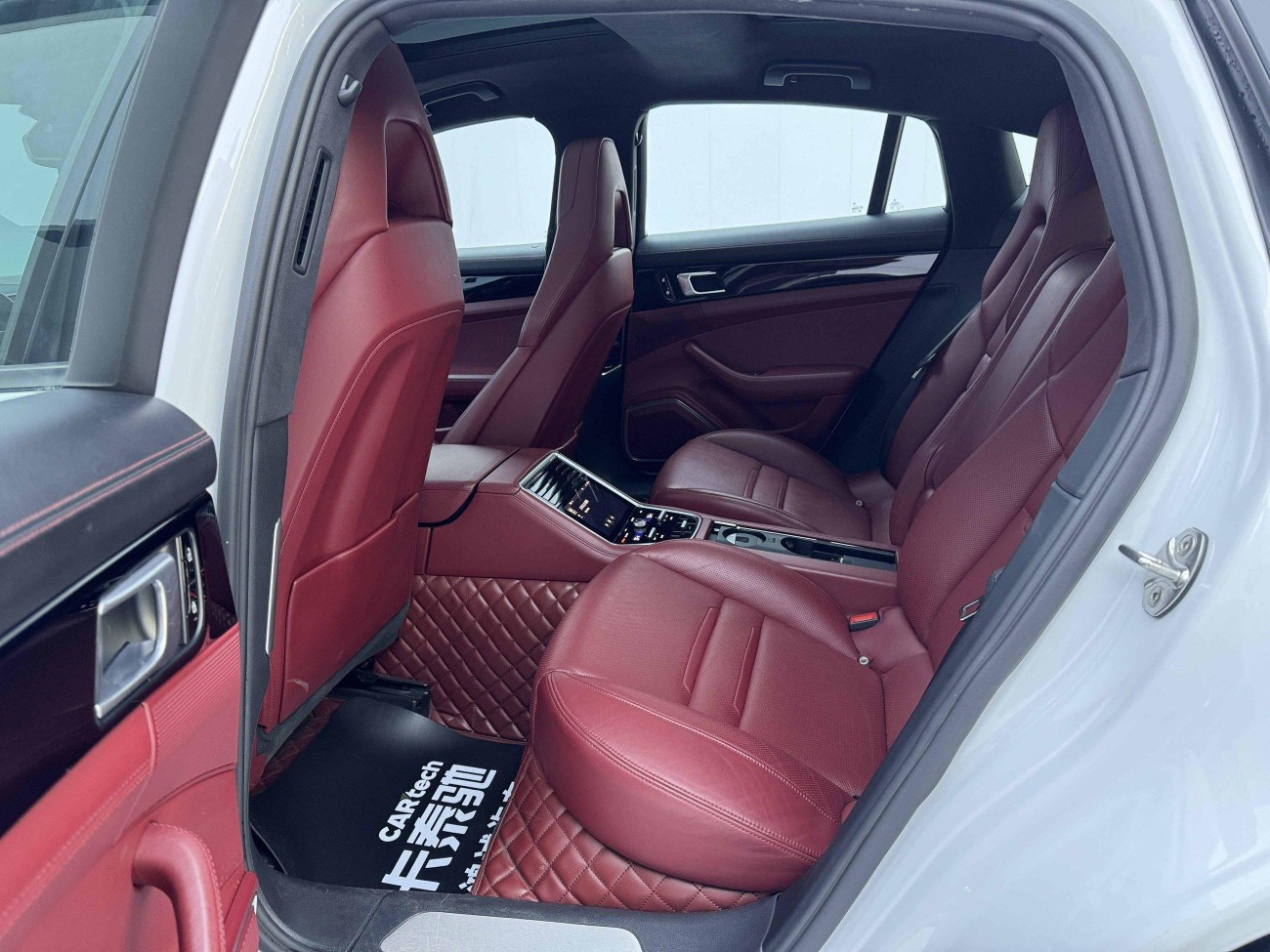 Porsche Panamera 2020