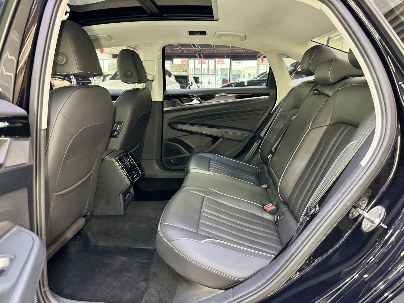 Volkswagen Passat 2023