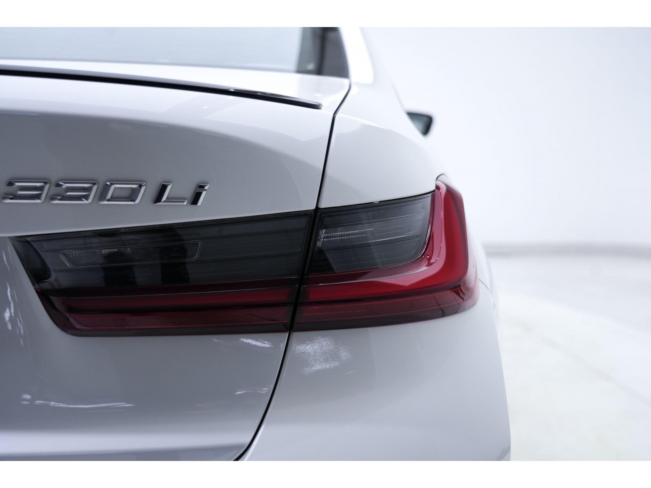 BMW 330Li 2023