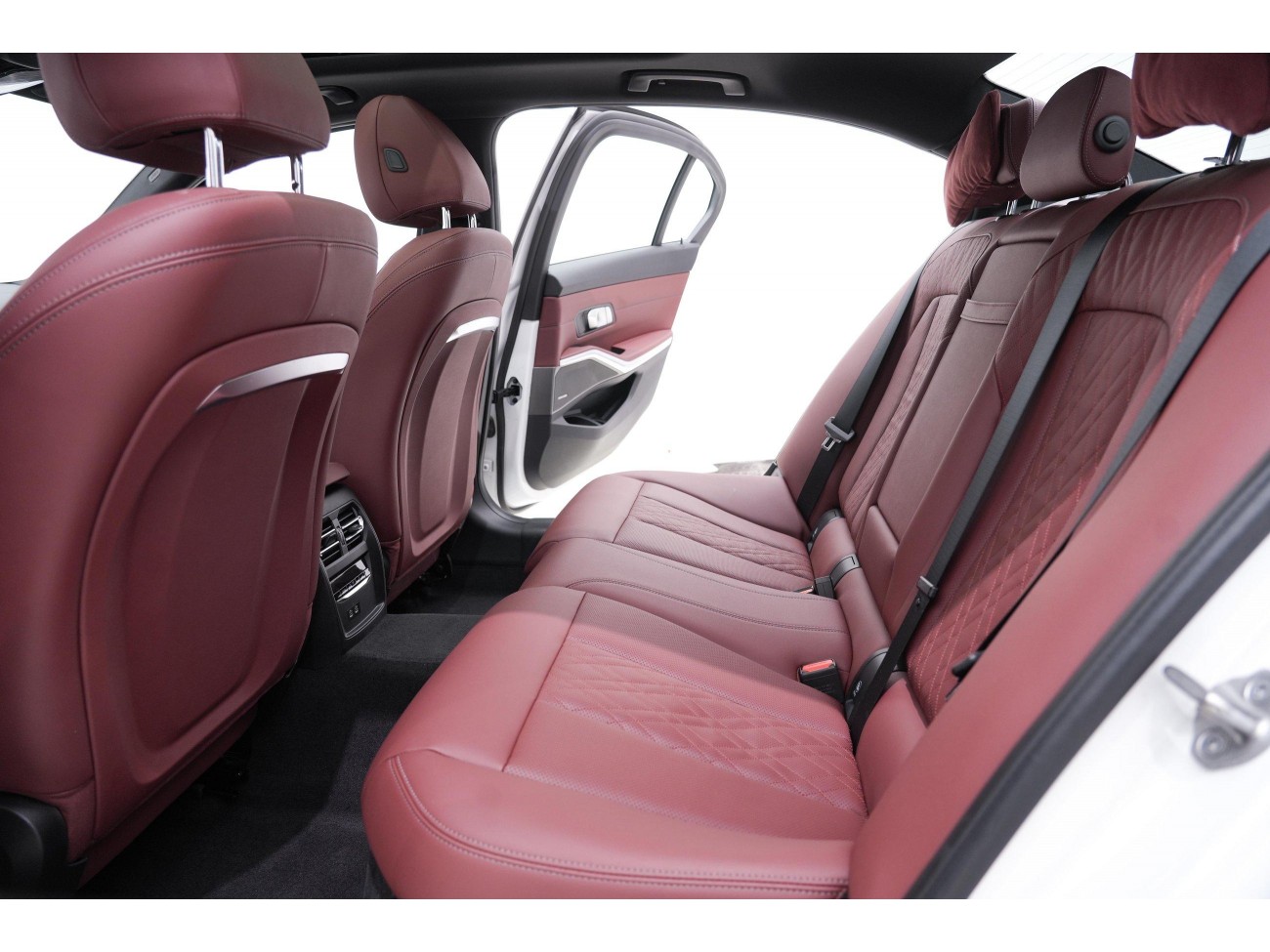 BMW 330Li 2023