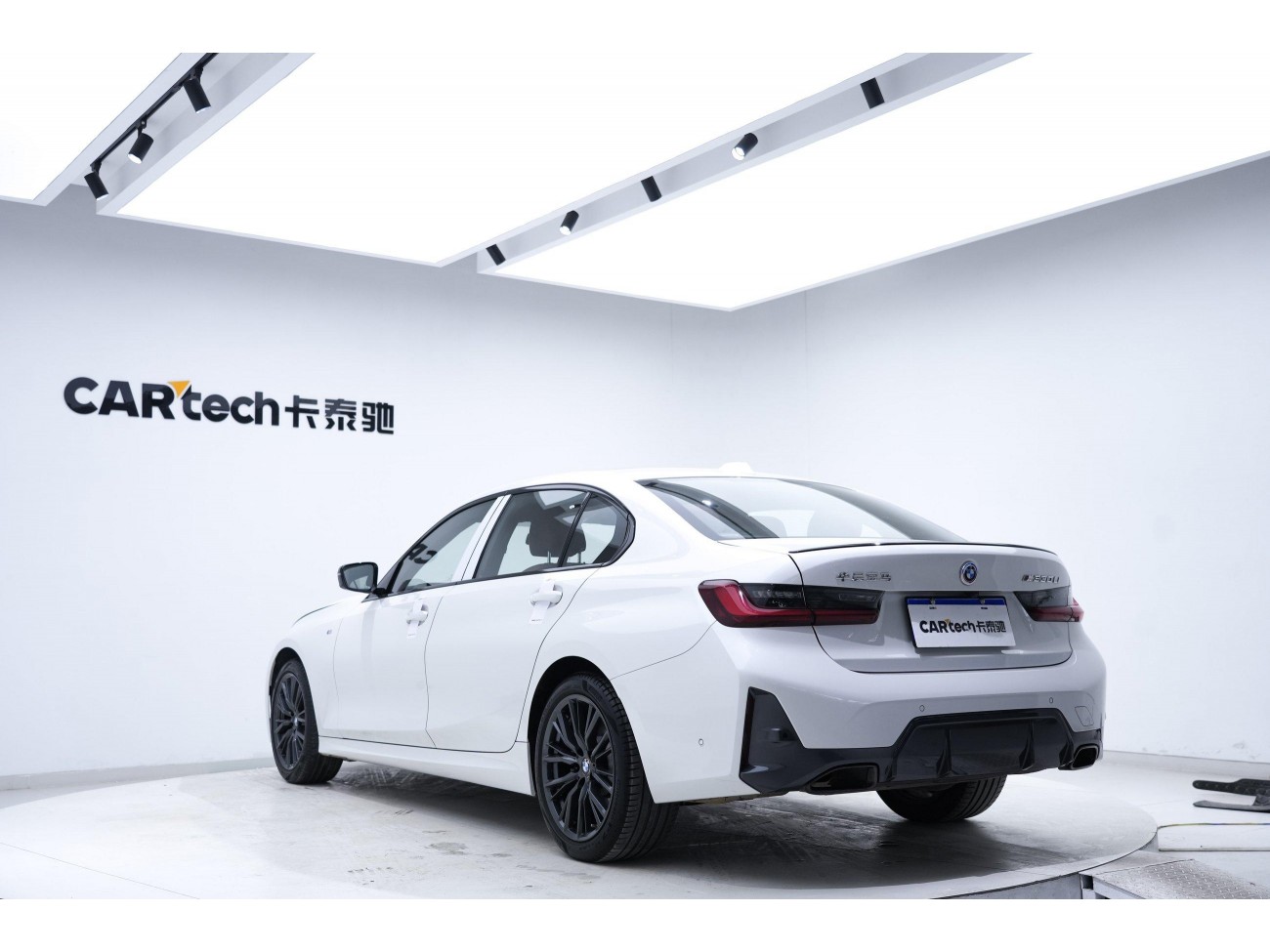 BMW 330Li 2023