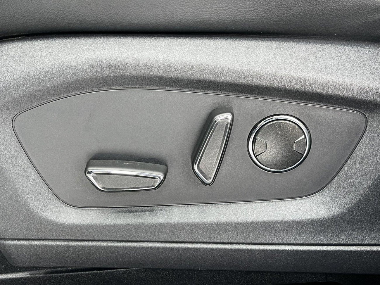 Ford Explorer 2024