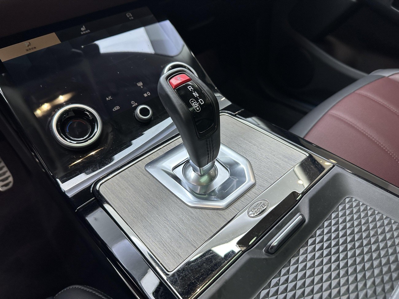 Land Rover Range Rover 2024