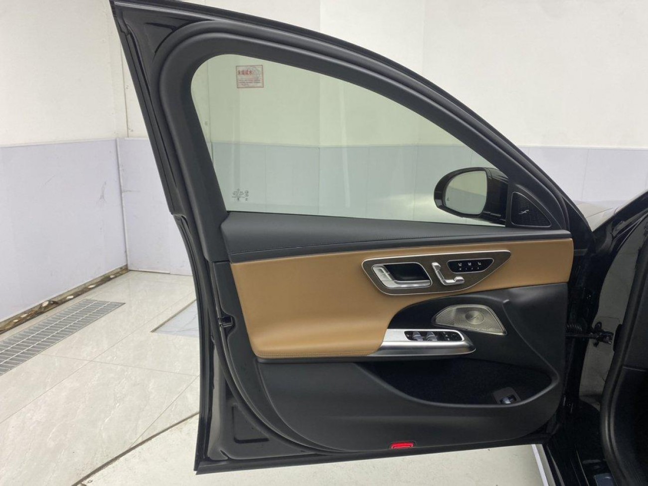 Mercedes-Benz E 300 L 2024