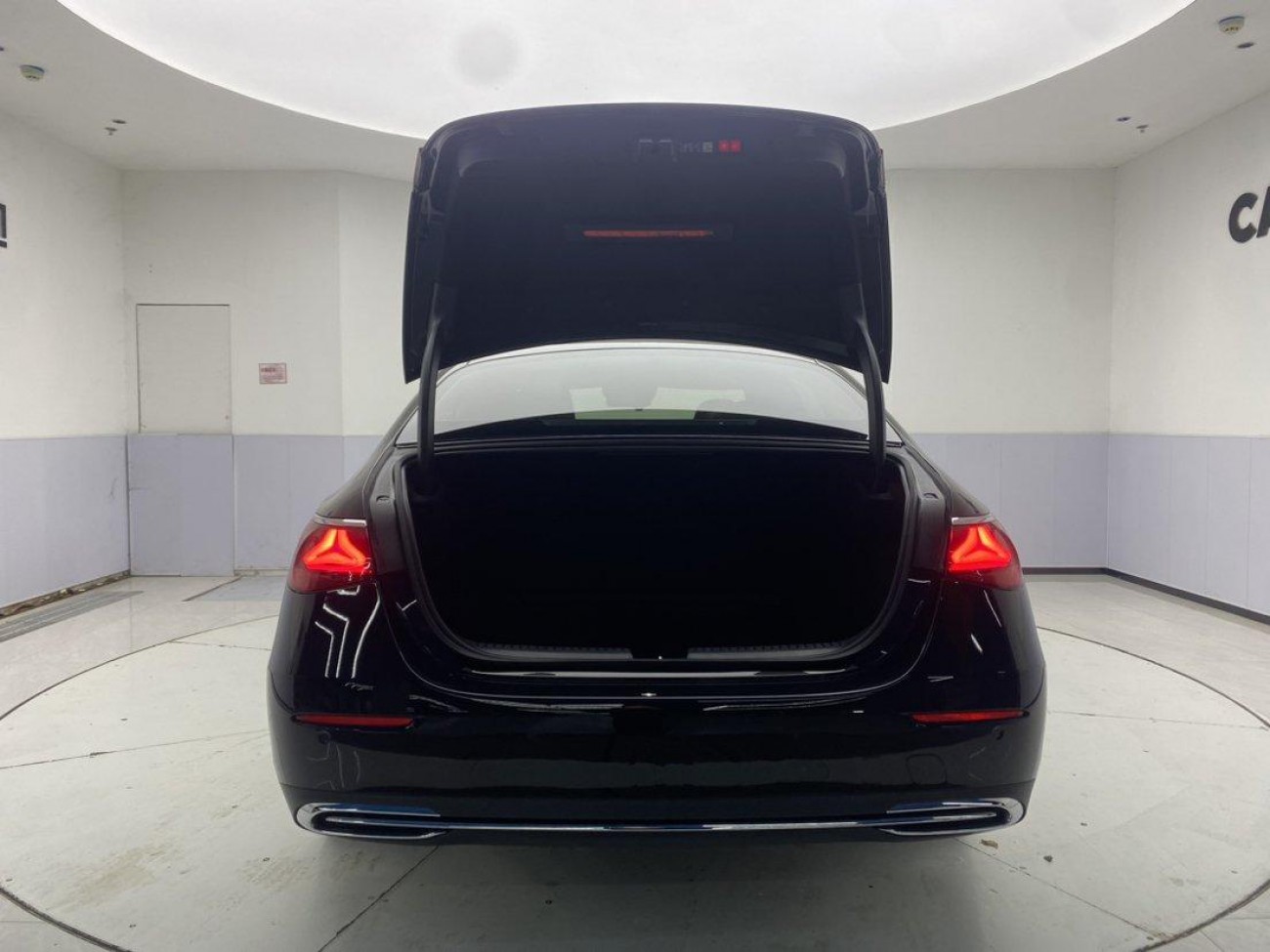 Mercedes-Benz E 300 L 2024