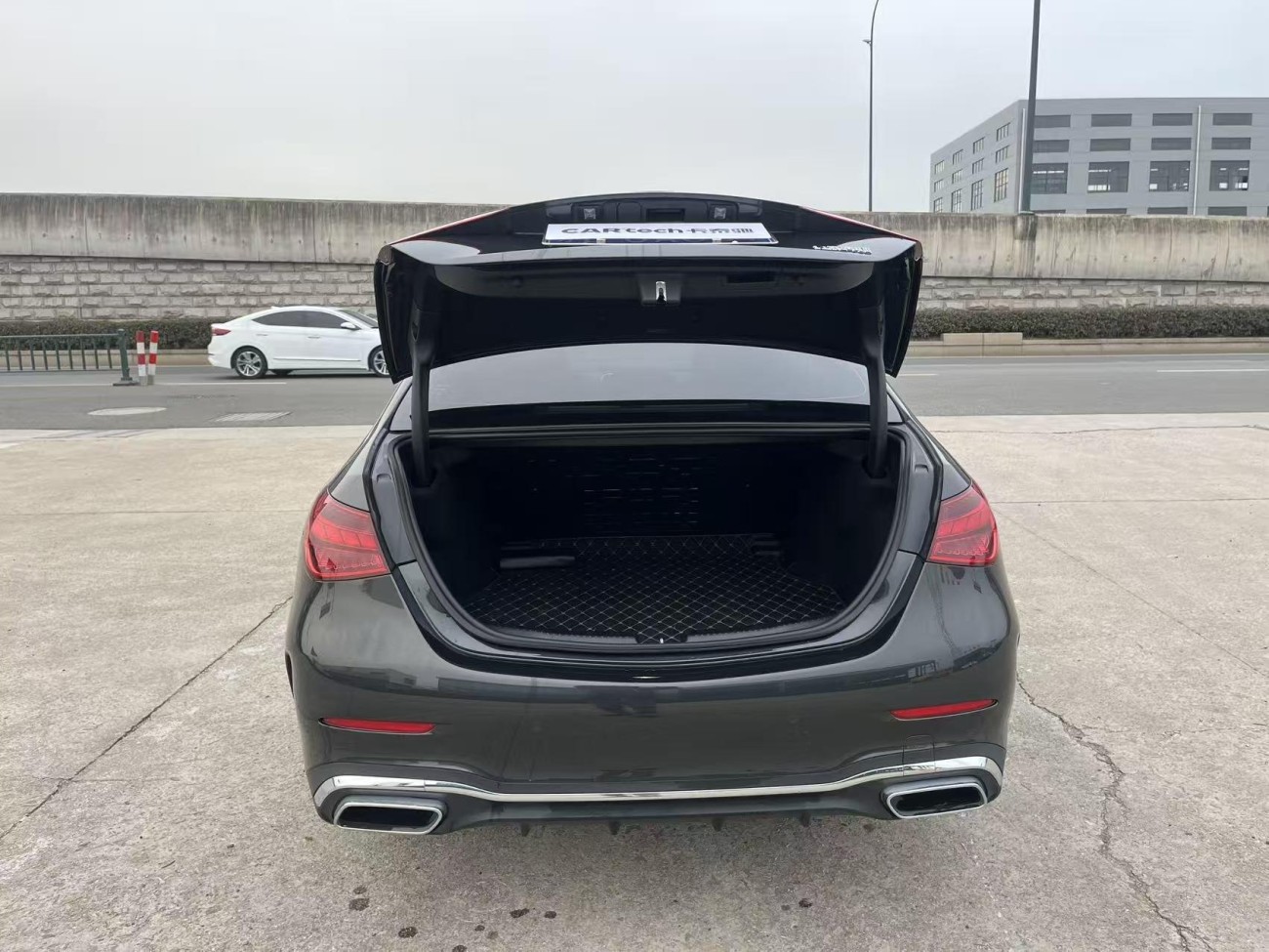 Mercedes-Benz C 260 L 2023