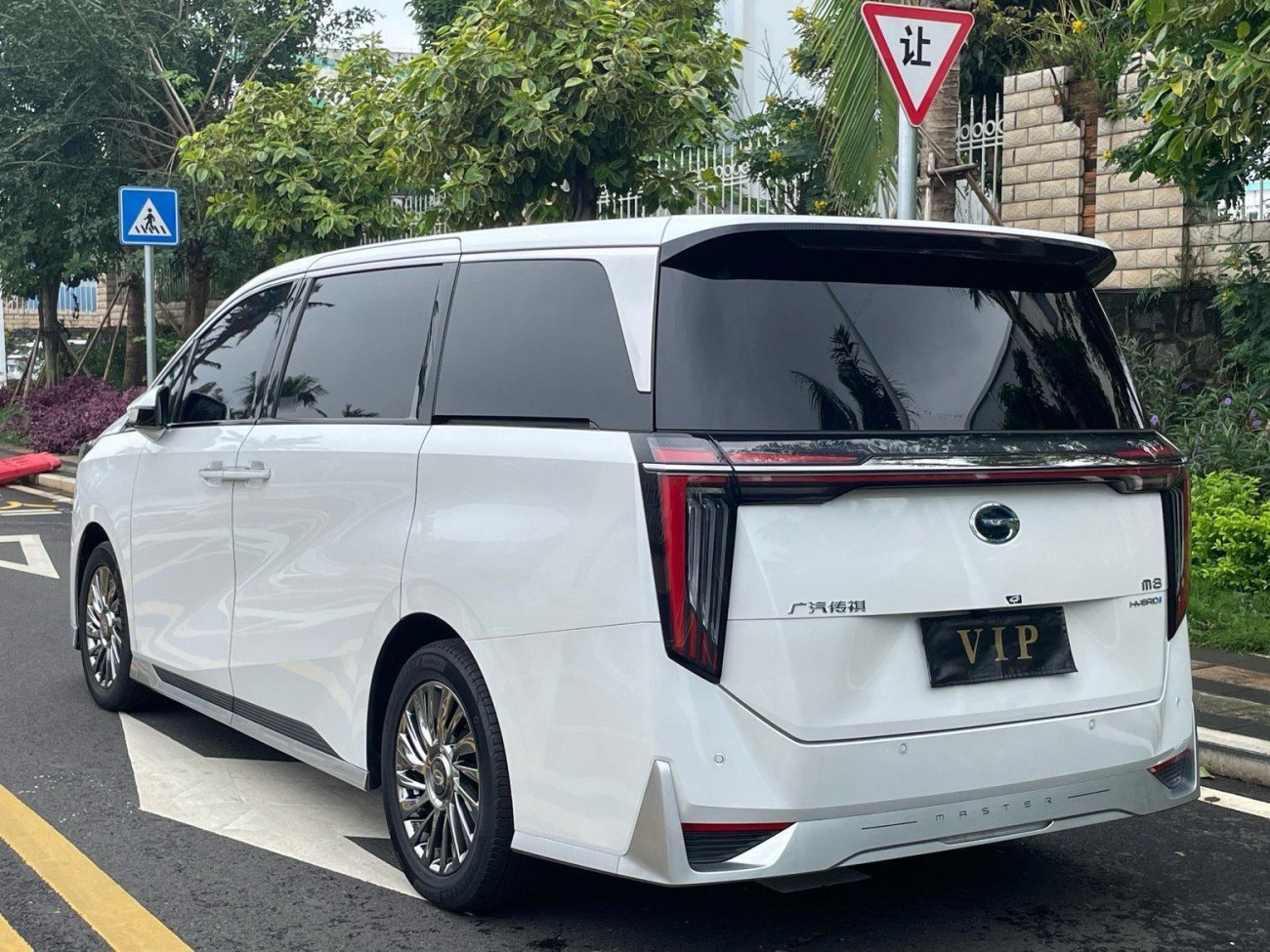 Trumpchi M8 2023