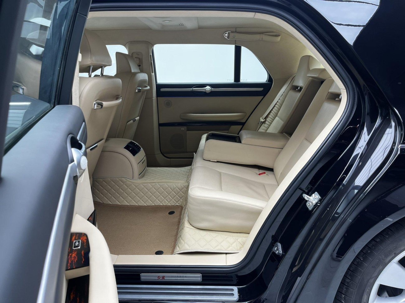 Hongqi L5 2025
