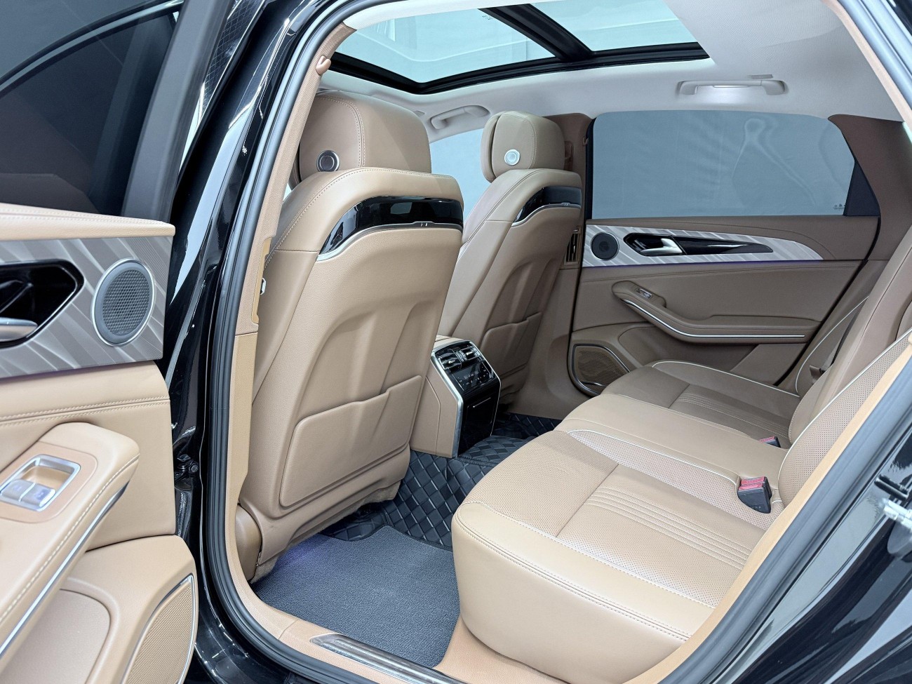 Hongqi H9 2022