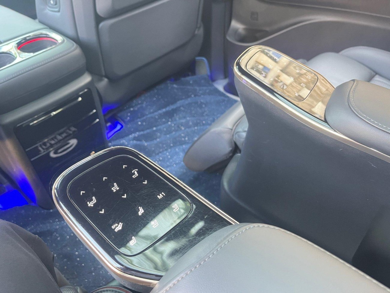 Trumpchi M8 2023