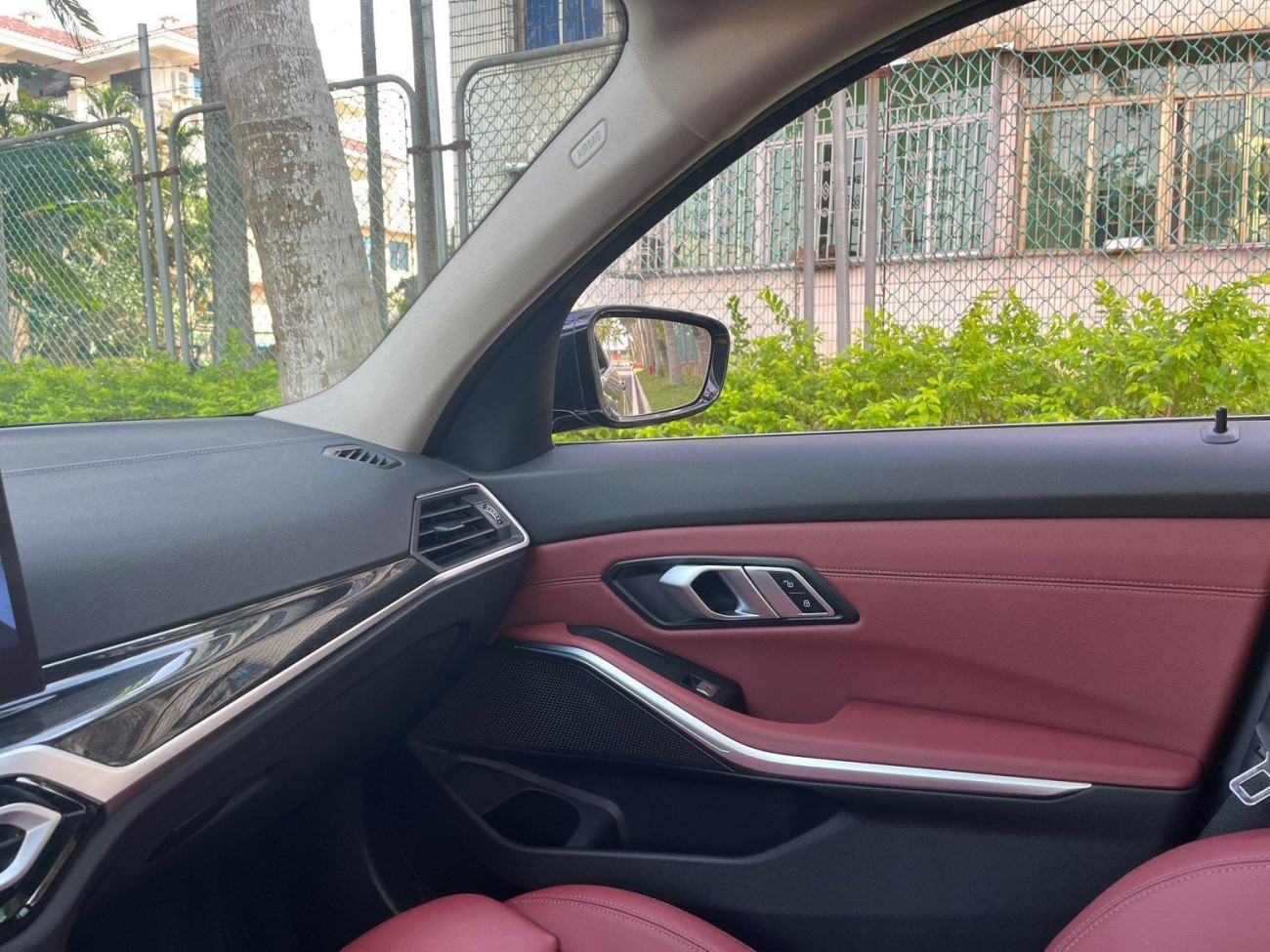 BMW 325Li 2023