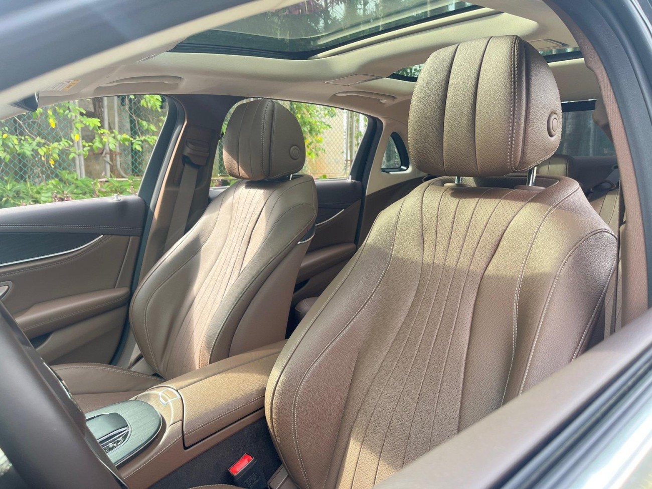 Mercedes-Benz E 300 L 2023
