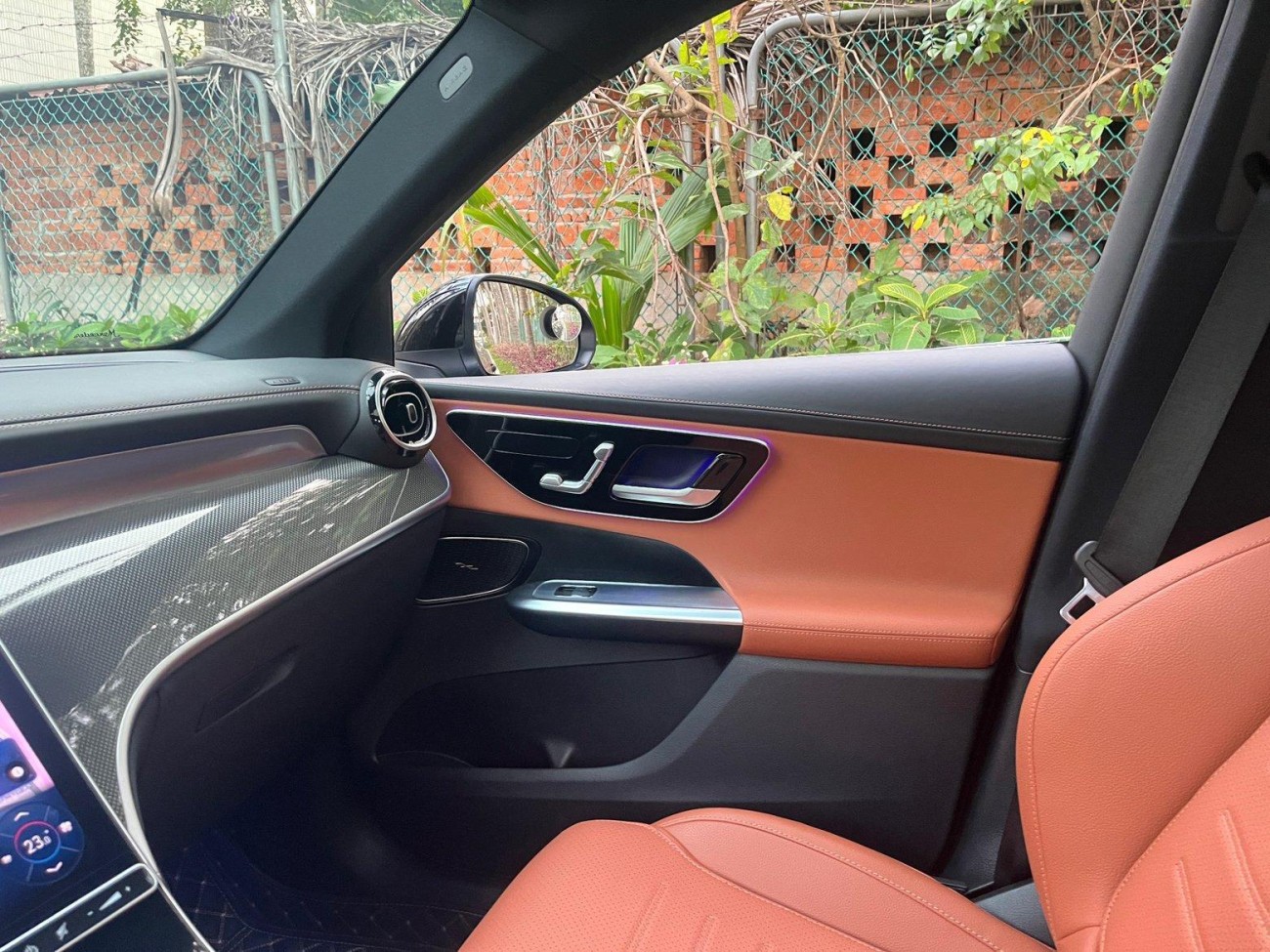 Mercedes-Benz GLC 260 L 2023
