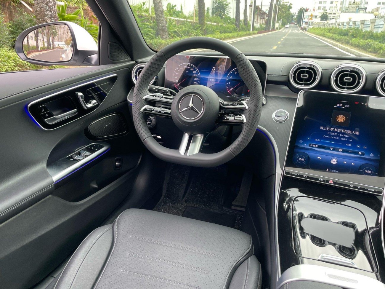 Mercedes-Benz C 260 L 2025