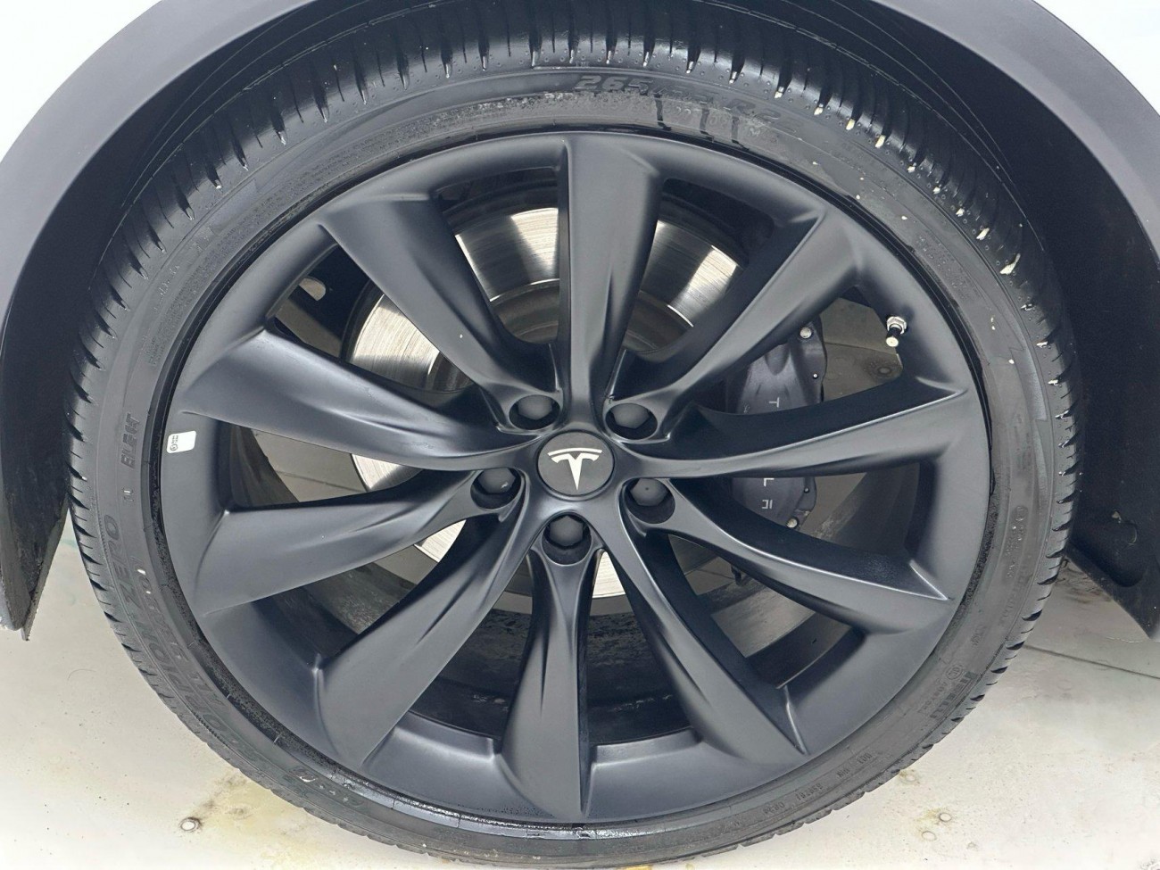 Tesla Model X 2017