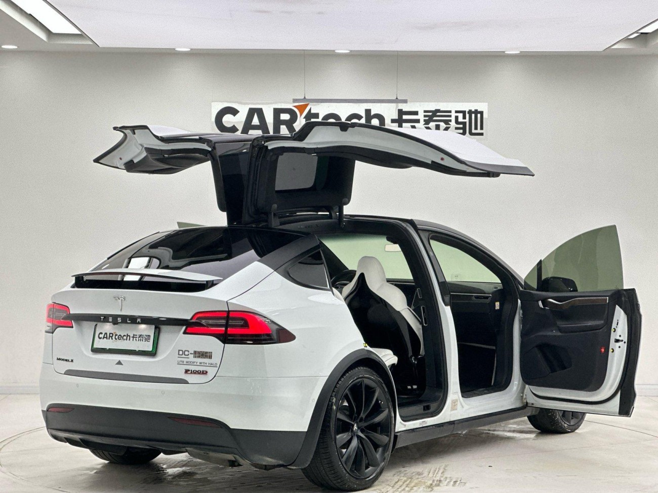 Tesla Model X 2017