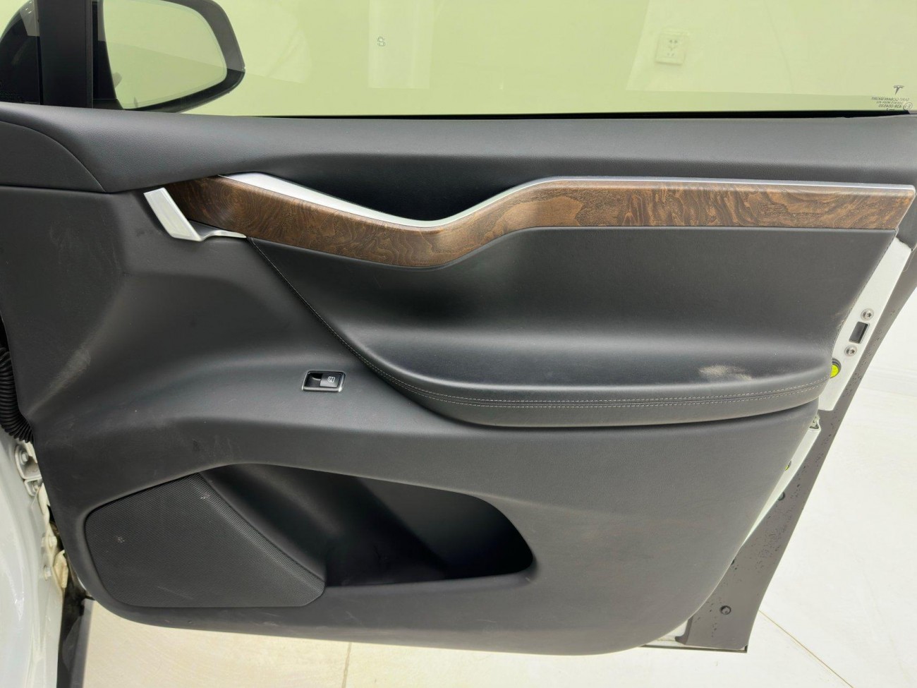 Tesla Model X 2017