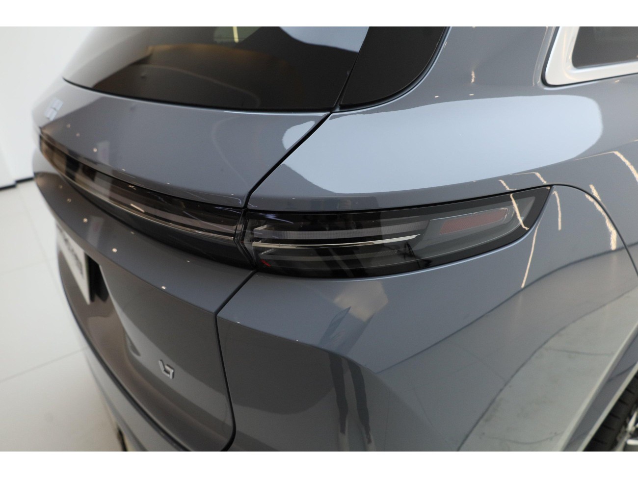 Li Auto L7 2025