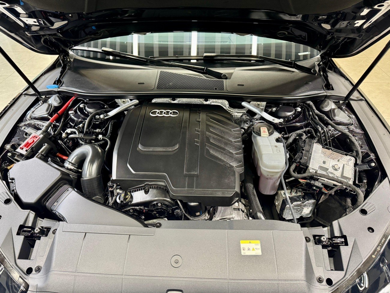 Audi A7L 45 TFSI 2024