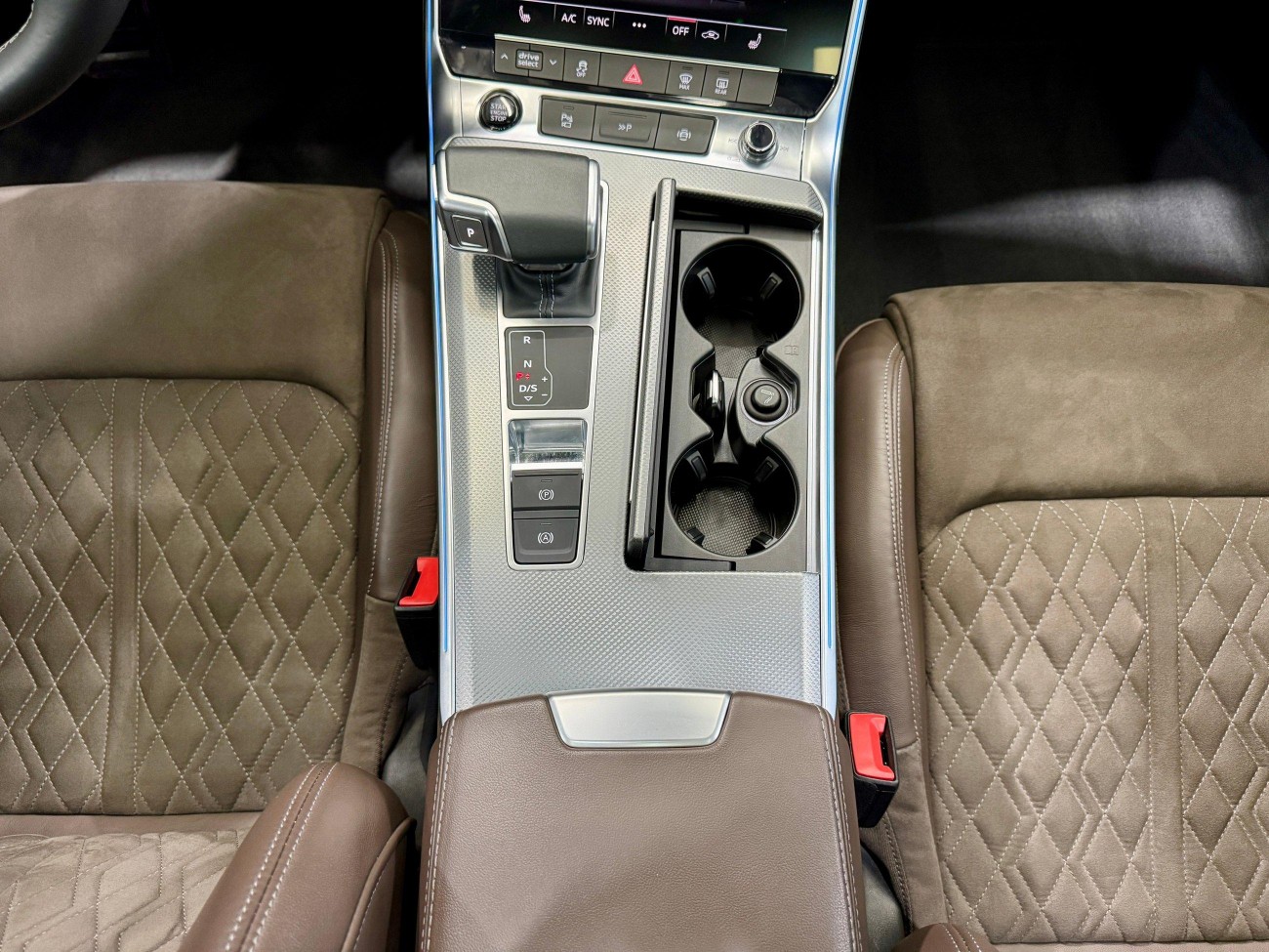 Audi A7L 45 TFSI 2024