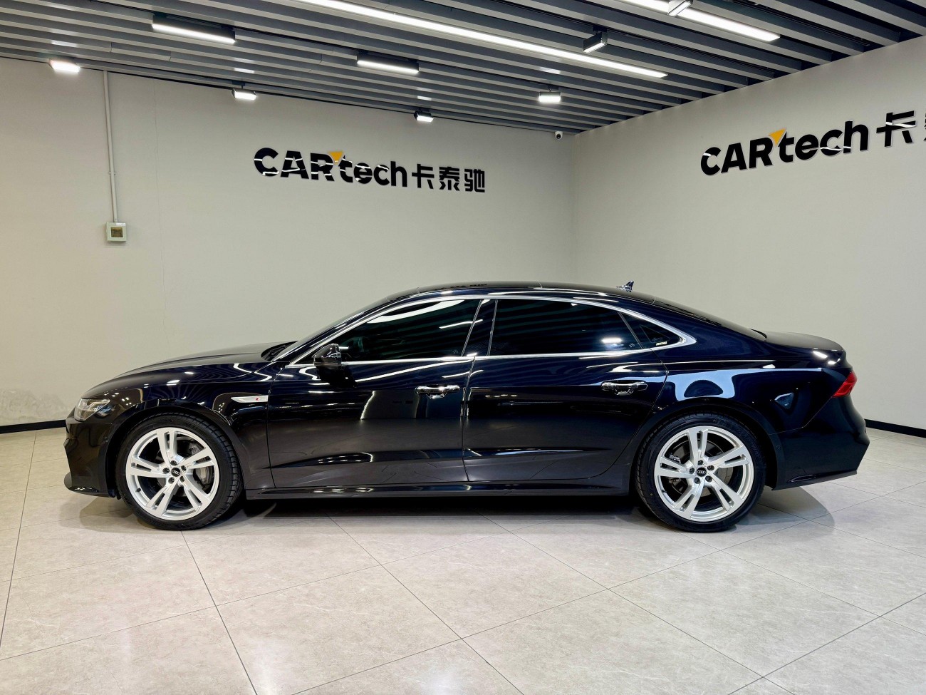Audi A7L 45 TFSI 2024