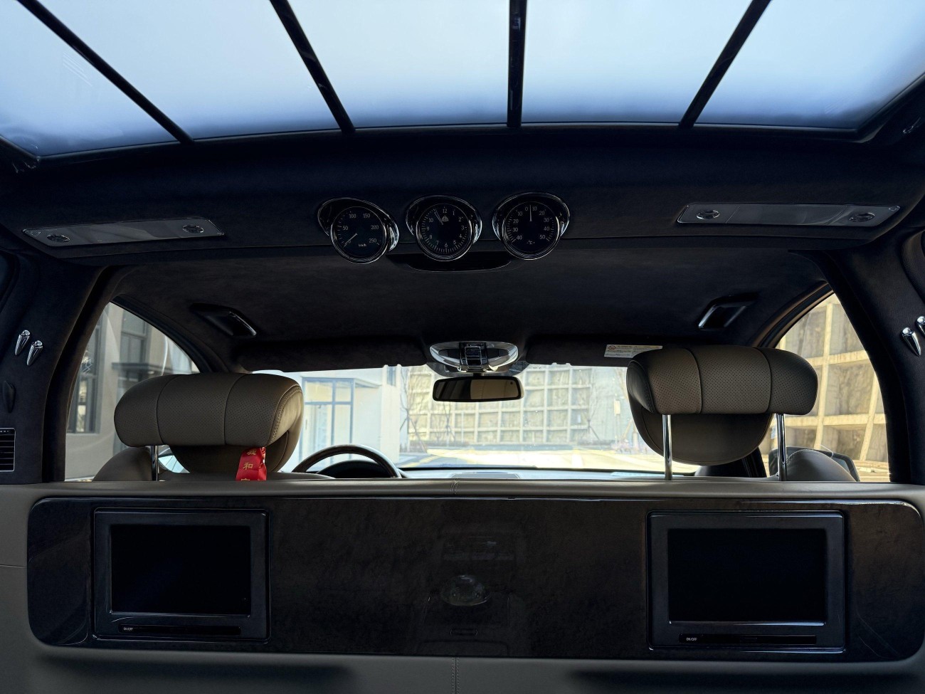 Maybach 62S 2013