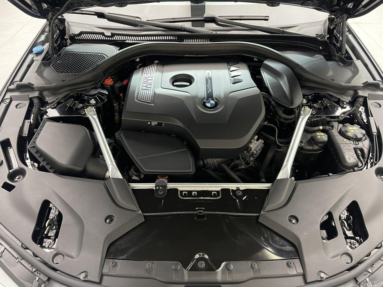 BMW 530Li 2019