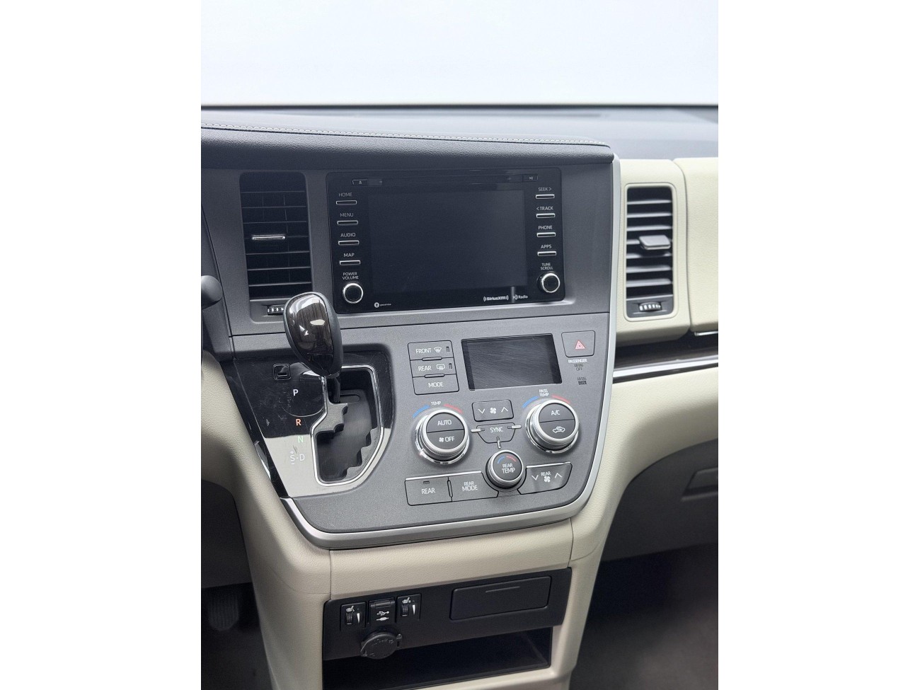 Toyota Sienna 2020