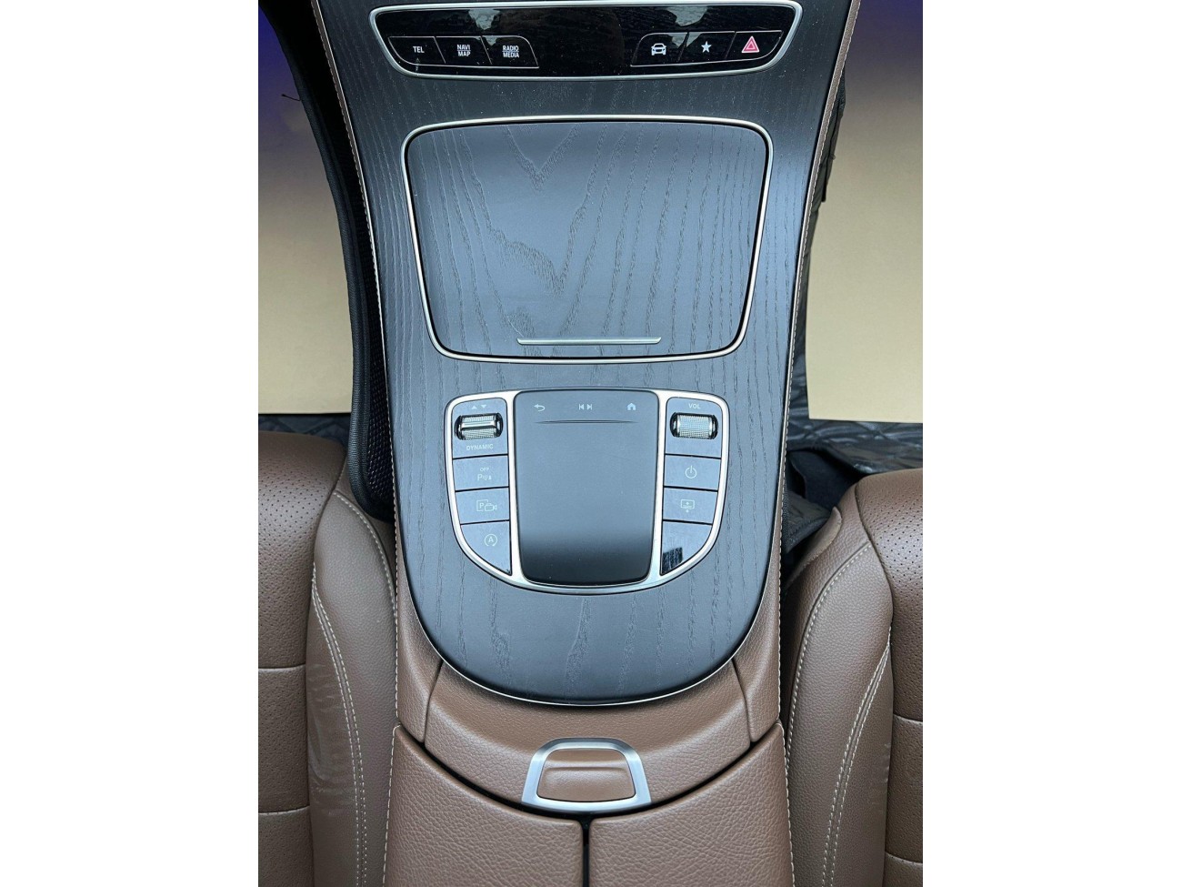 Mercedes-Benz E 300 L 2021